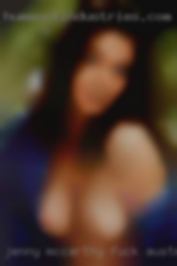 Jenny mccarthy shows her open pussy fuck Australia.